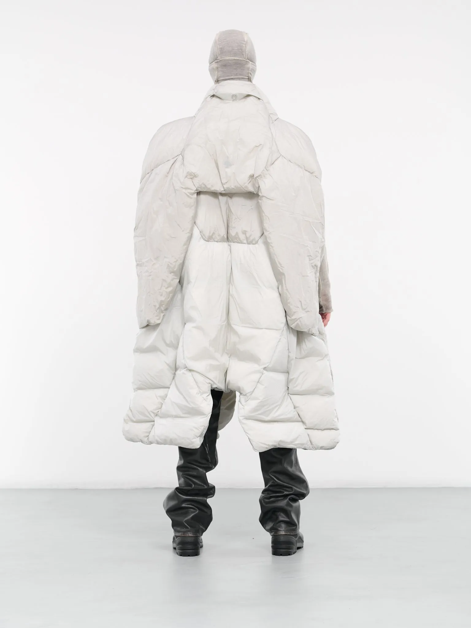 'Soda' Arctic Apex Exfor Cloak (IM08023-1-FD-LIGHT-GREY)