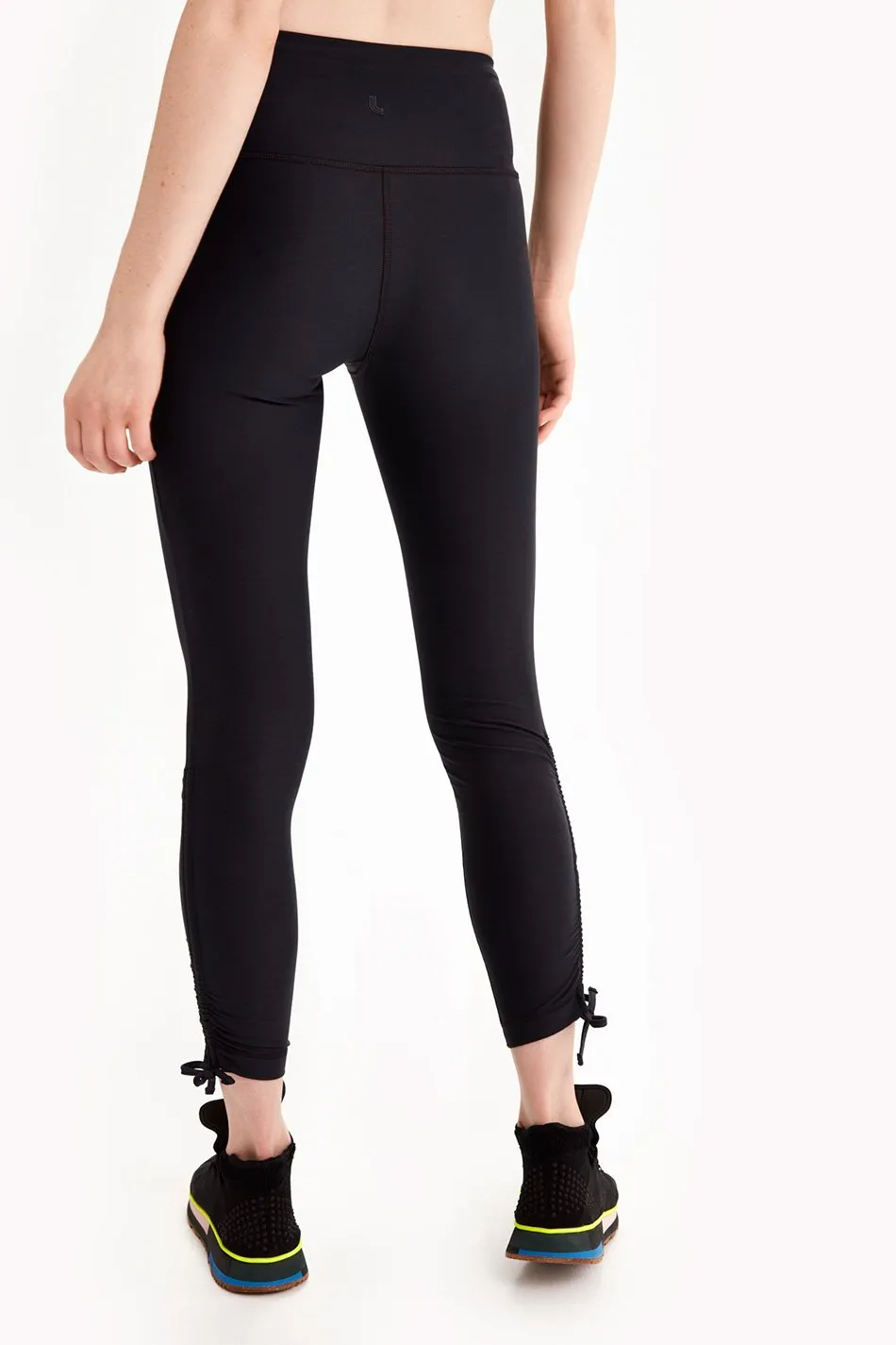 STUDIO HIGH-WAIST LEGGING