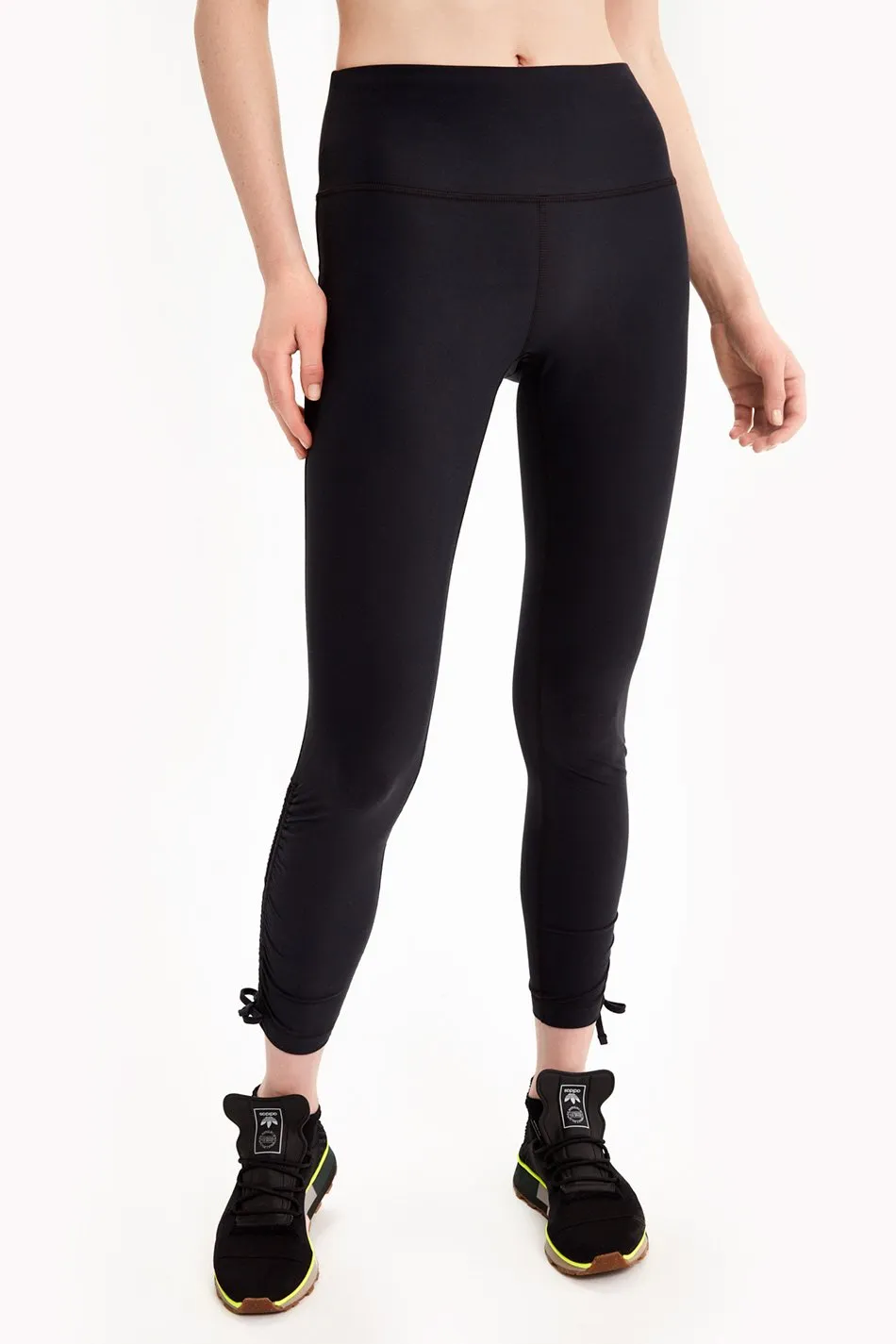 STUDIO HIGH-WAIST LEGGING